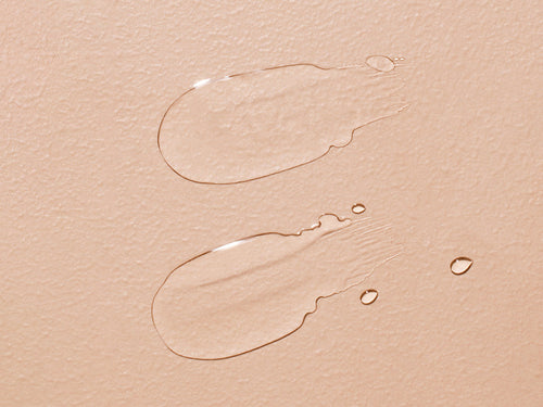 Textura de aceite fundente, se absorbe rápidamente. slider - Mustela España - 4