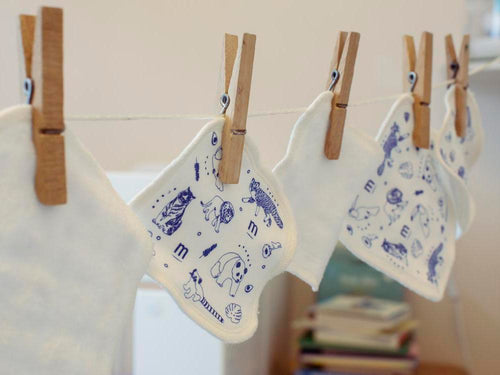 Las eco-toallitas discos de algodón BIO se pueden lavar y hacer secar al aire libre para utilizarles several veces.  - Mustela España - 4