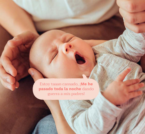 Bebé bostezando  - Mustela España - 1