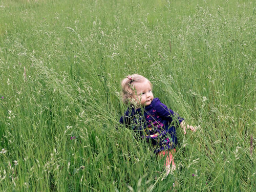 Cómo influyen el clima y las estaciones en los brotes de dermatitis de tu pequeño - Mustela España - 1