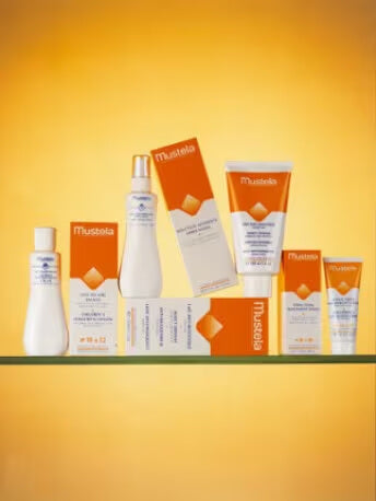 Mustela2_Our_Story_1960_First_Sunscreen - Mustela España - 1