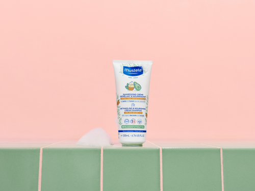 Champú desenredante y nutritivo en crema - Mustela España - 4