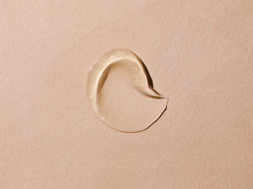 La textura en gel del Arnica alivia la piel gracias a su efecto refrescante y hidratante. slider - Mustela España - 4