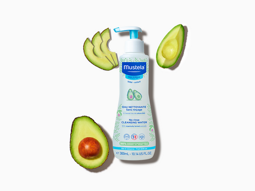 Bote de 300ml de agua limpiadora sin aclarado con aguacate bio en sus ingredientes slider - Mustela España - 2