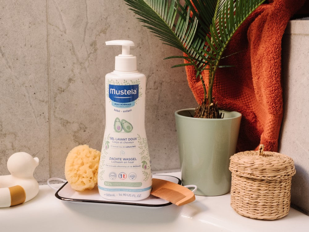 Duplo Gel de baño suave con aguacate bio para bebés – Mustela